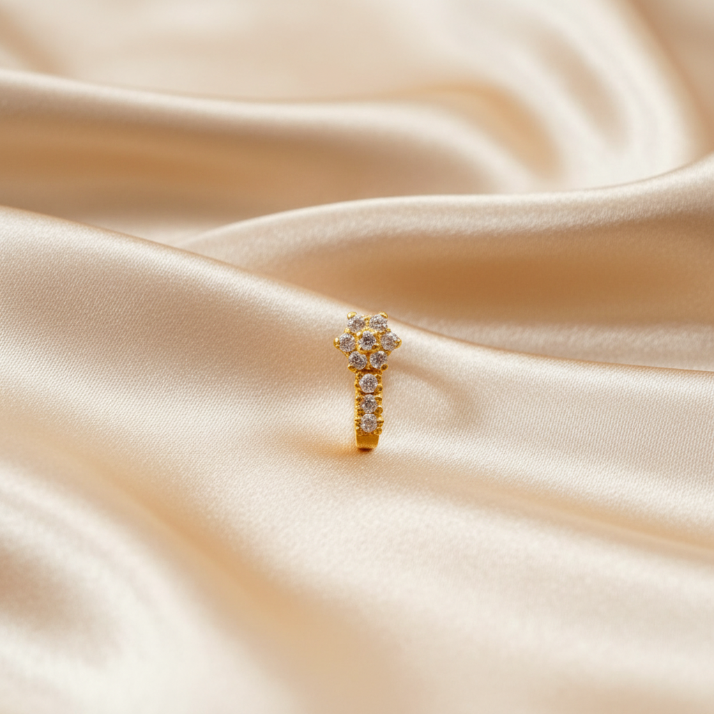 Flower J  Shape Nosepin