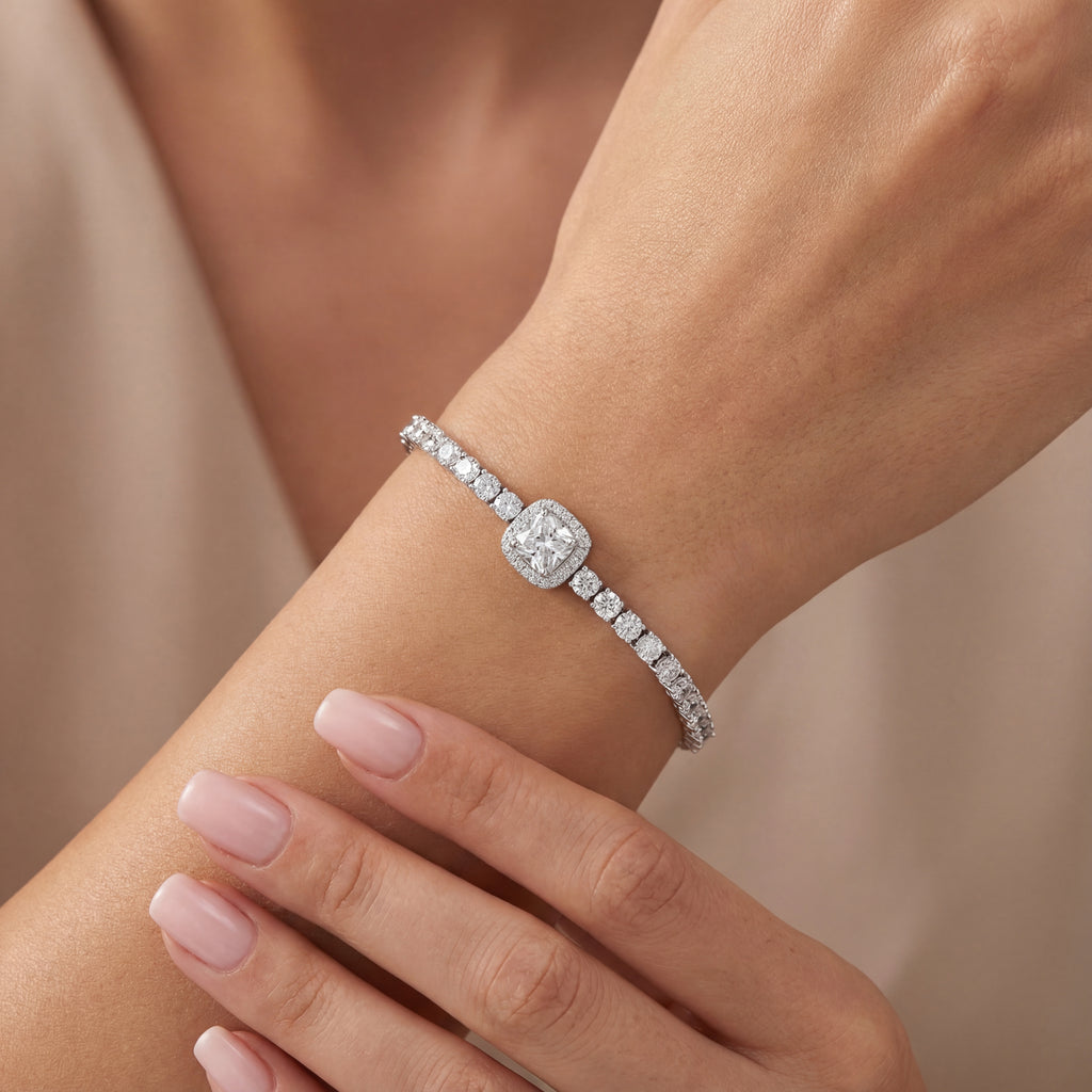 Sparkling stone bracelet