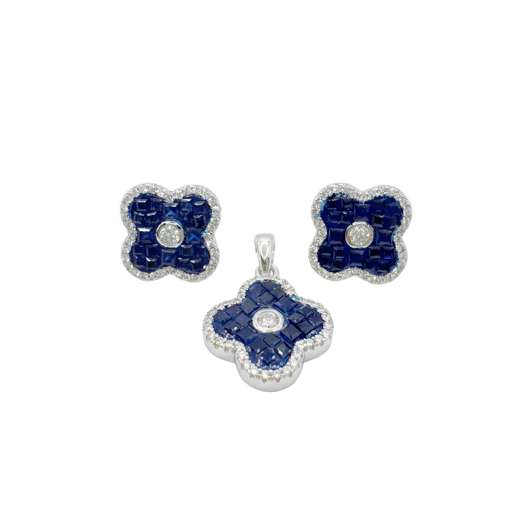 Quatrefoil Charm