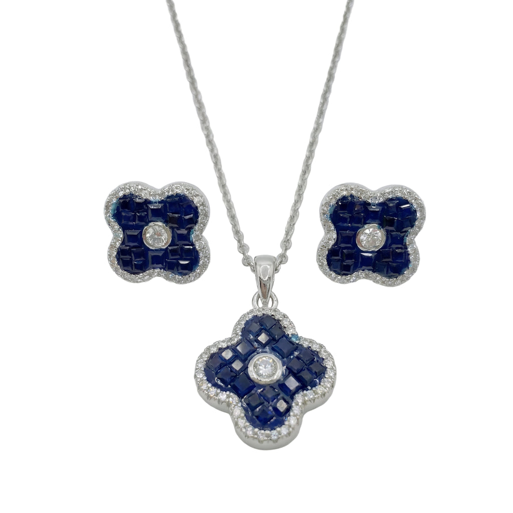 Quatrefoil Charm