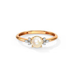 Lumi Pearl Ring
