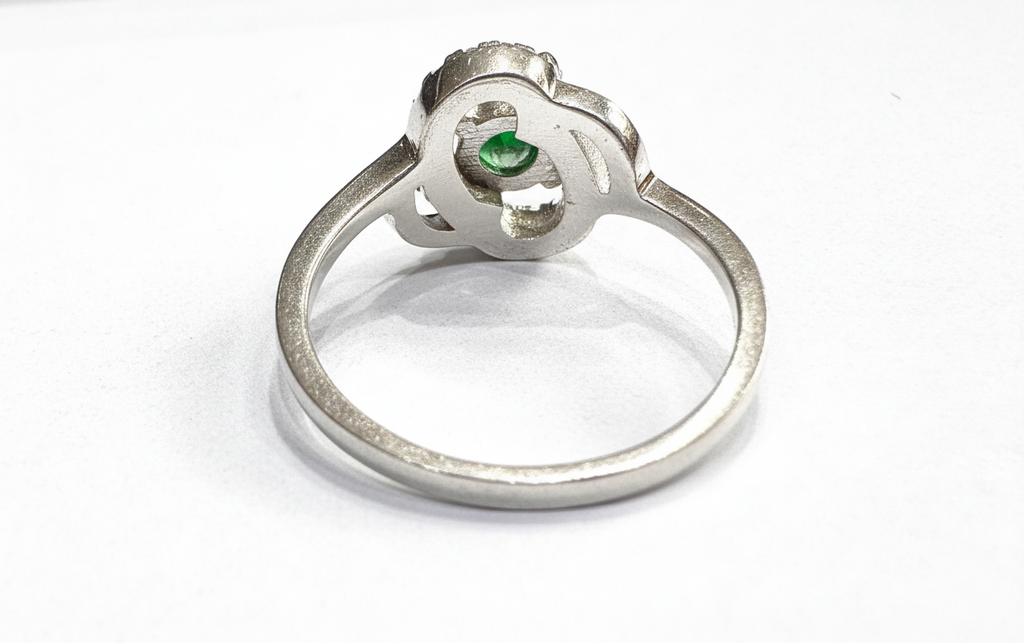 GreenTwirl Ring