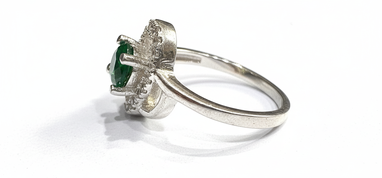 GreenTwirl Ring