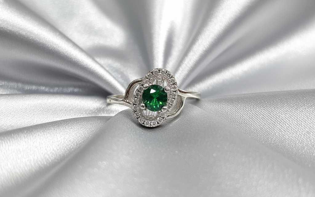 GreenTwirl Ring