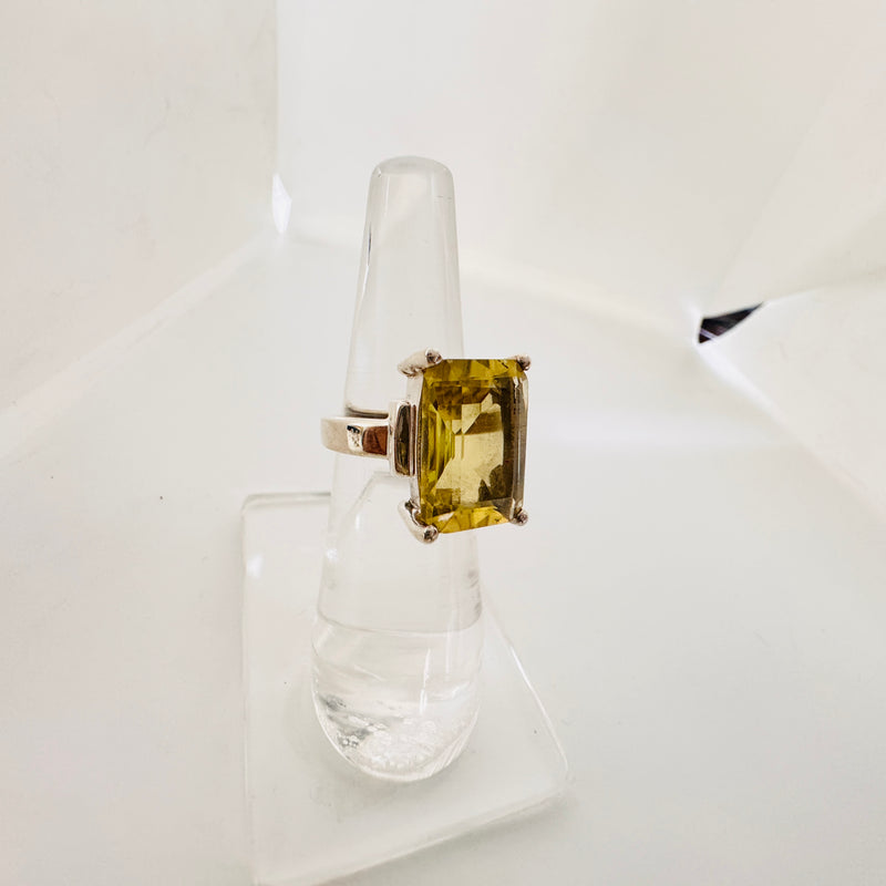 Citrine Quartz Ring