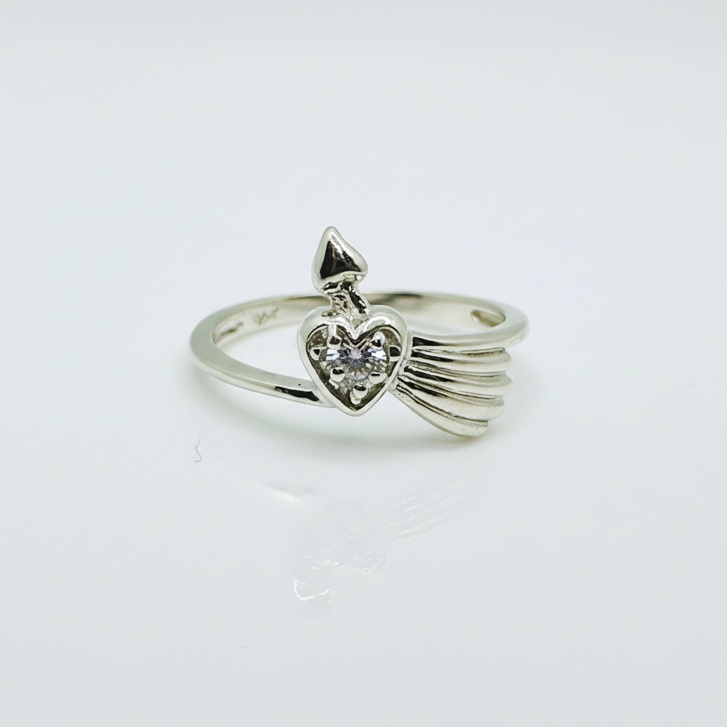 Lovebow Ring